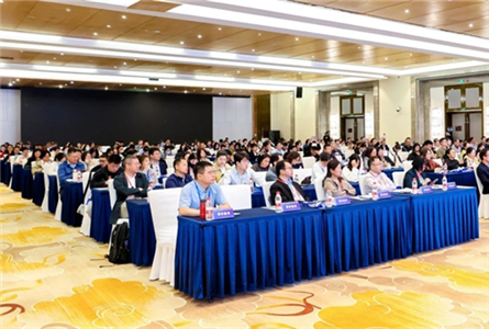 相約北京—— 白云山漢方亮相第十八屆百世化學制藥國際大會暨展覽會